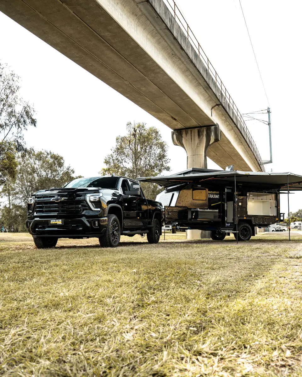 SILVERADO & CAMPER